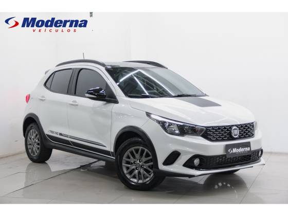 FIAT ARGO 1.3 FIREFLY FLEX TREKKING MANUAL FIAT ARGO 1.3 FIREFLY FLEX TREKKING MANUAL
